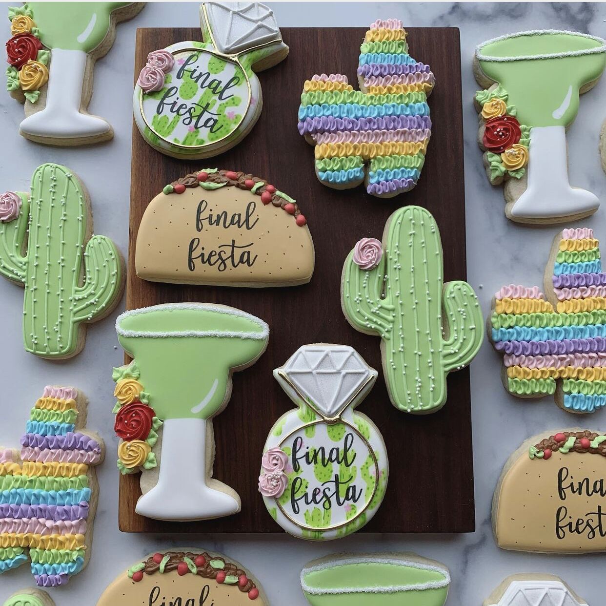 fit-10082021-biz-vickicookiesbakery002.png